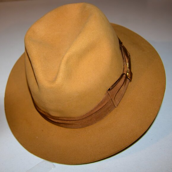 BILTMORE Fedora suede hat /Women/Men for all seasons. Elegant and conteporary - Picture 4 of 4